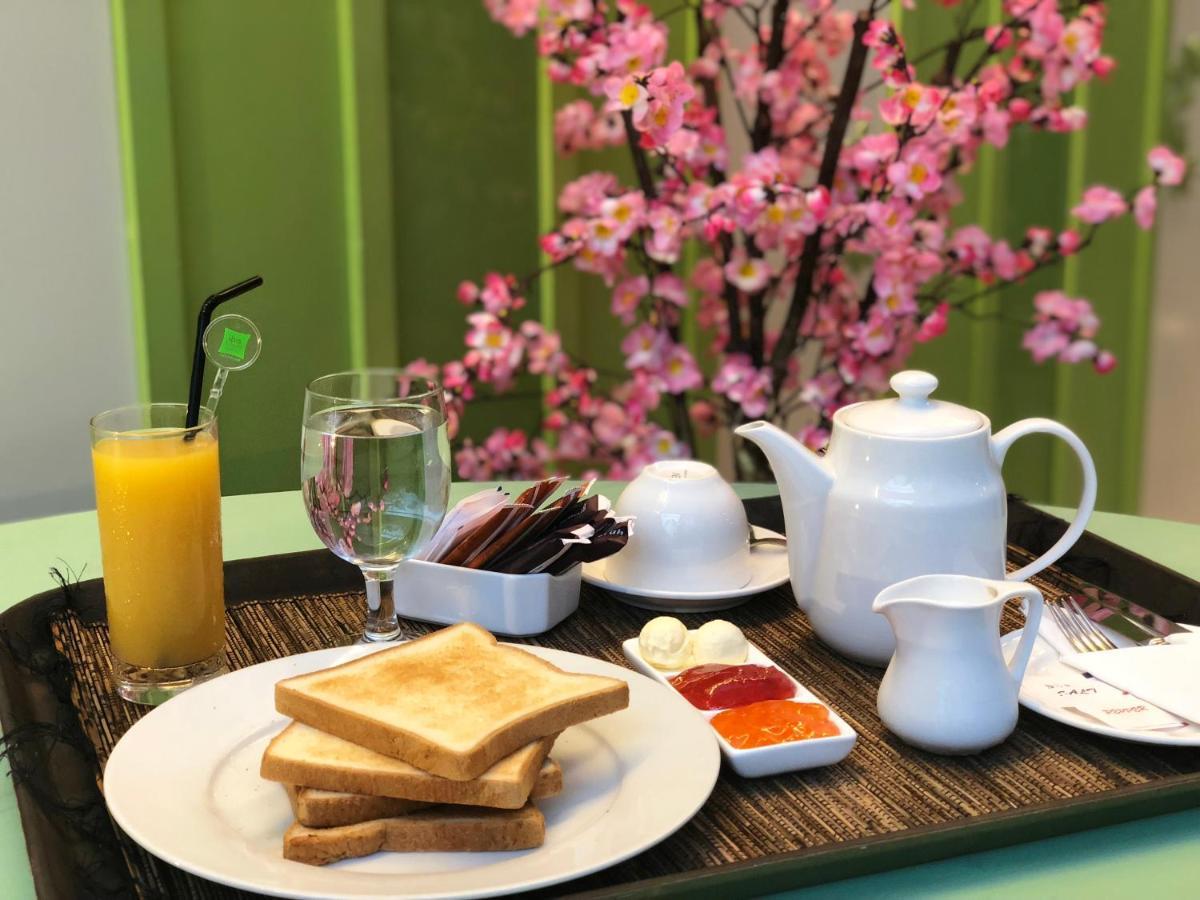 Отель Ibis Styles Bali Denpasar Экстерьер фото